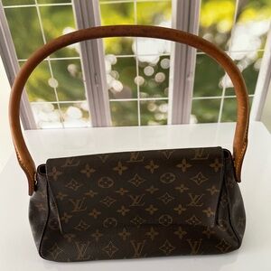 Louis Vuitton Monogram shoulder bag